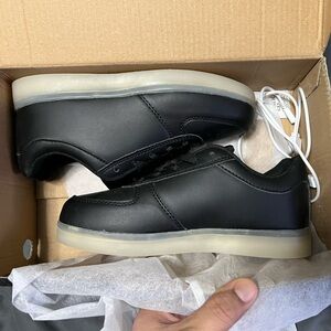 ATS  LED lights glow shoes Style MD5101